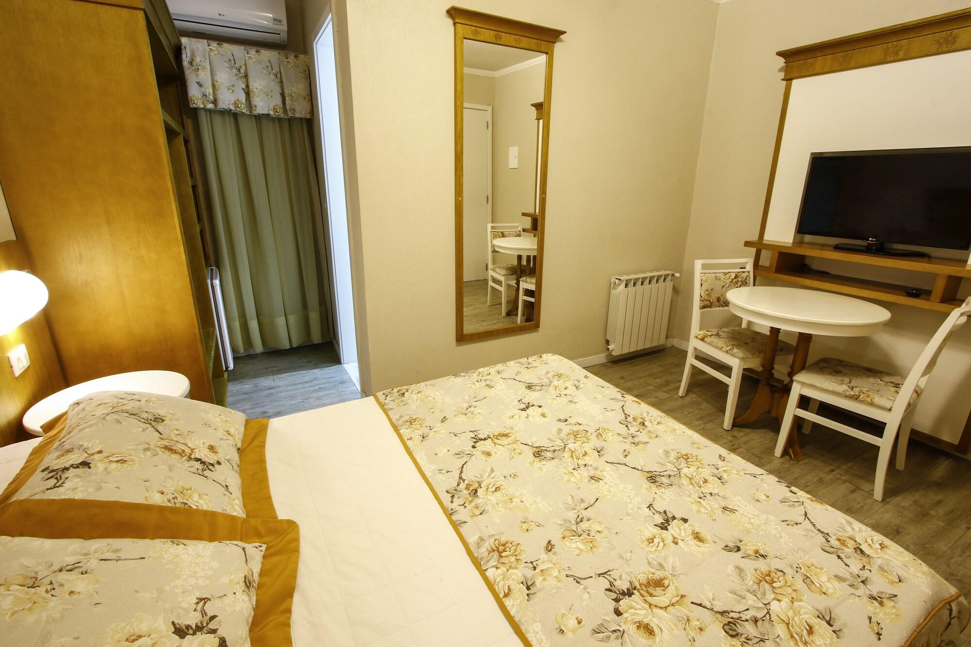 Life Hotel Infinity Грамаду Екстериор снимка