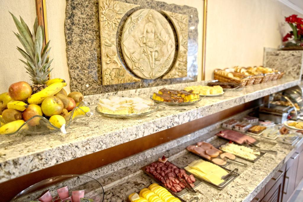 Life Hotel Infinity Грамаду Екстериор снимка