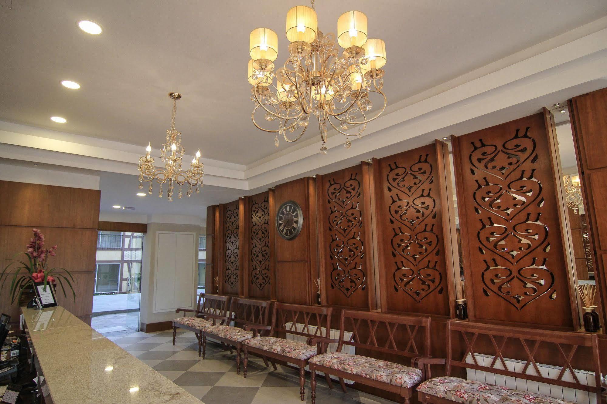 Life Hotel Infinity Грамаду Екстериор снимка